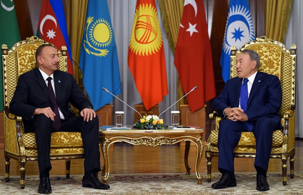 Нурсултан Назарбаев провел встречу с Ильхамом Алиевым