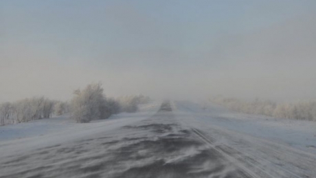 В двух областях Казахстана закрыты дороги для транспорта